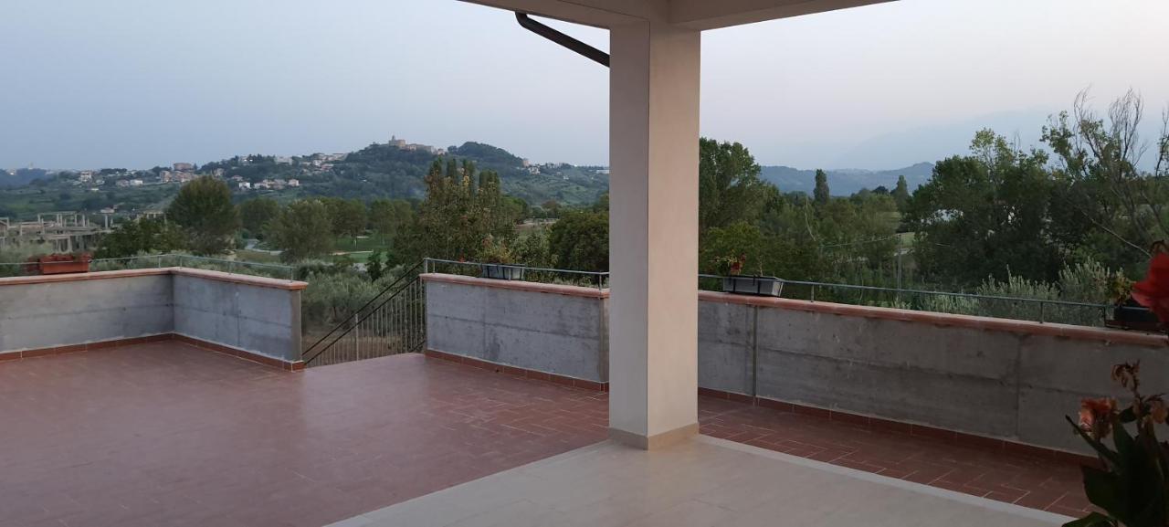 Casa Vacanze Cerreto 3 Miglianico Ngoại thất bức ảnh
