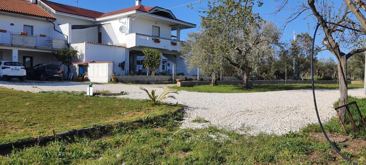 Casa Vacanze Cerreto 3 Miglianico Ngoại thất bức ảnh